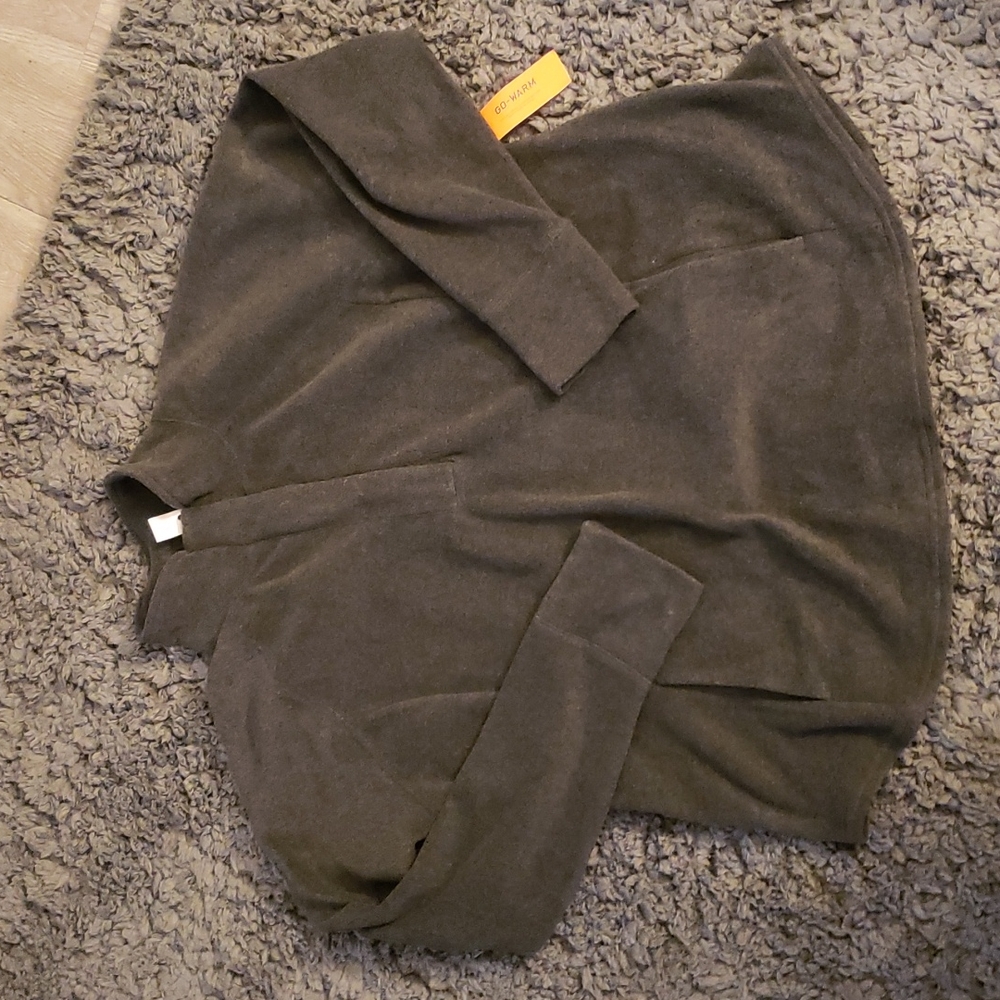 NWT ON Pullover Sweater